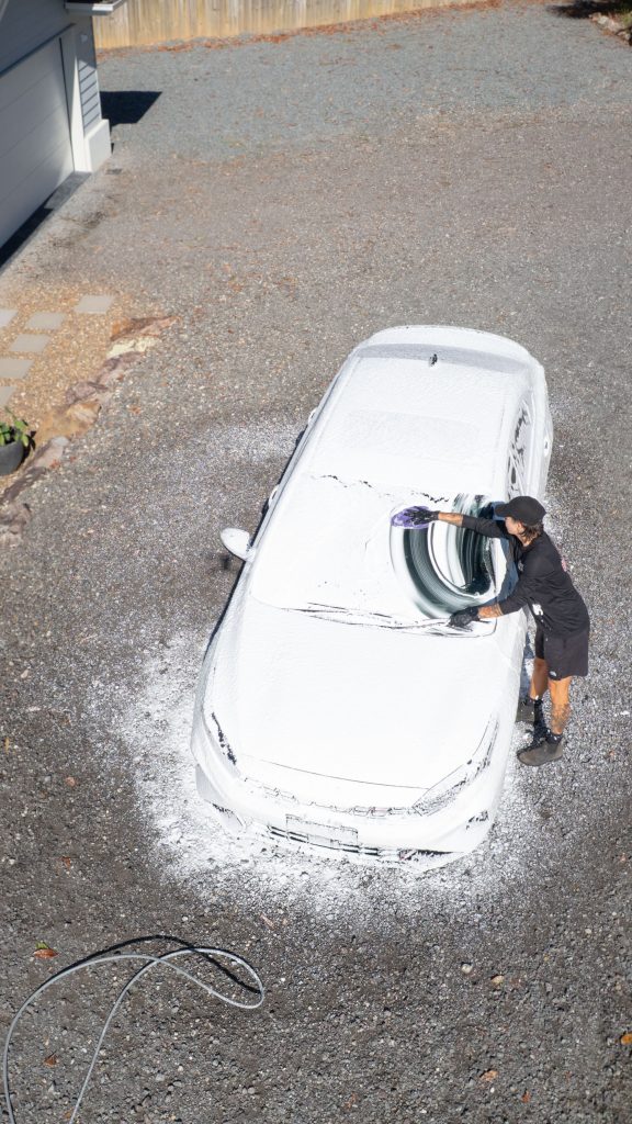 Noosa car detailing – paint decontamination with clay bar to remove tar and fallout